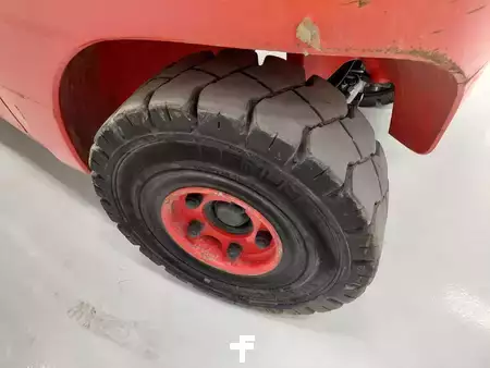 Diesel truck 2014  Linde H30D-02 (15)