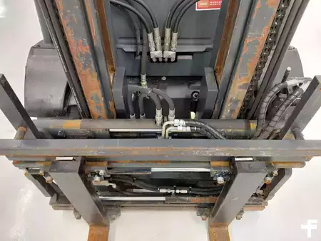 Diesel truck 2014  Linde H30D-02 (6)