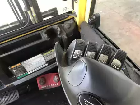 Chariots élévateurs diesel 2015  Hyster H3.5FT (6)