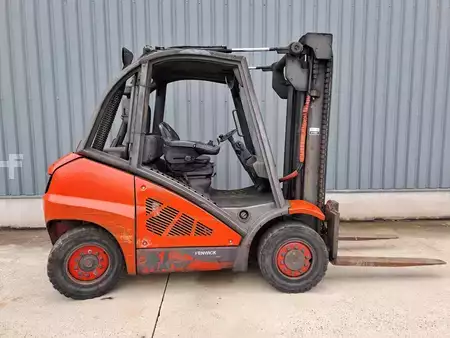 Diesel Forklifts 2016  Linde H40D-02 (3)