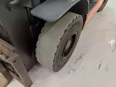 Gas truck 2017  Toyota 06-8FG18F (11)