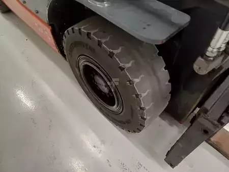 Gas truck 2017  Toyota 06-8FG18F (14)