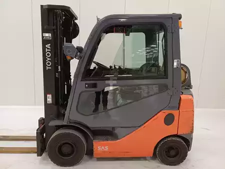 Gas truck 2017  Toyota 06-8FG18F (2)