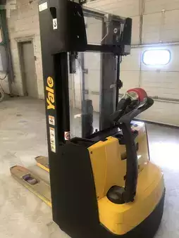 Ruční vysokozdvižný vozík 2023  Yale MS12 (1)