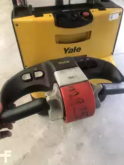 Ruční vysokozdvižný vozík 2023  Yale MS12 (5)