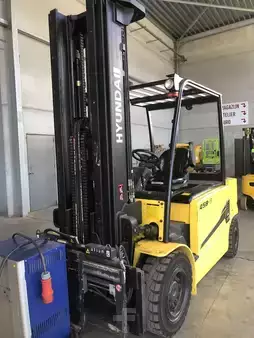 Elektro čtyřkolový VZV 2016  Hyundai 45B-9 (4)