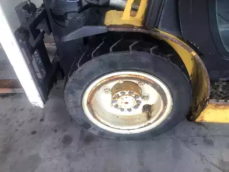 Dieselstapler 2015  Yale GDP25VX (10)