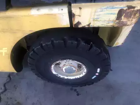 Dieselstapler 2015  Yale GDP25VX (11)