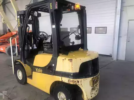 Dieselstapler 2015  Yale GDP25VX (3)