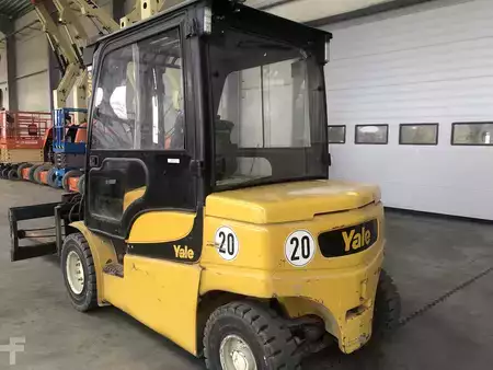 Elektromos 4 kerekű 2012  Yale ERP50VM (3)