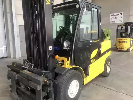Carretilla elevadora diésel 2020  Yale GDP55VX (2)