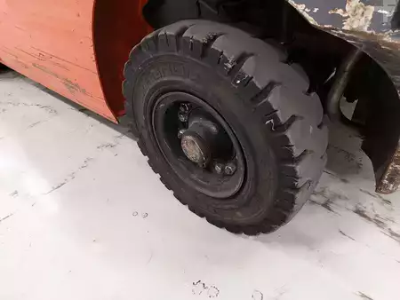 LPG heftrucks 2010  Toyota 02-8FGF25 (13)