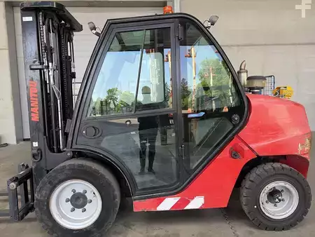 Terrenggående gaffeltruck 2021  Manitou MSI25 D (1)