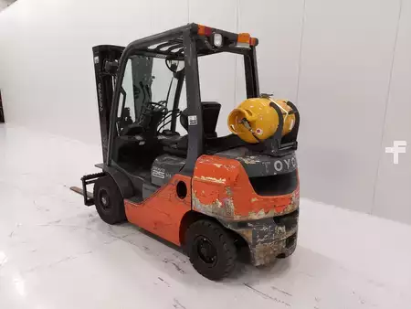 Gasoltruck 2008  Toyota 02-8FGF25 (2)