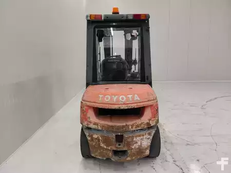Diesel heftrucks 2006  Toyota 62-7FDF30 (6)