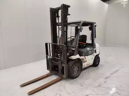 Diesel heftrucks 2006  Toyota 62-7FDF30 (3)
