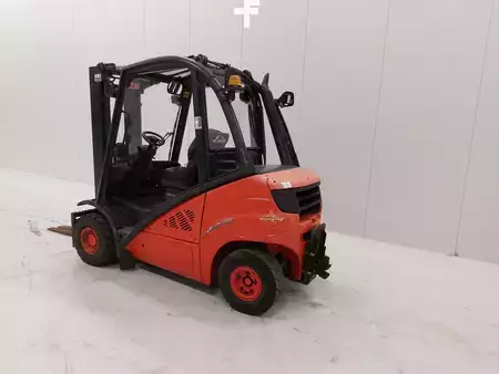 Dieselový VZV 2014  Linde H25D-02 (2)