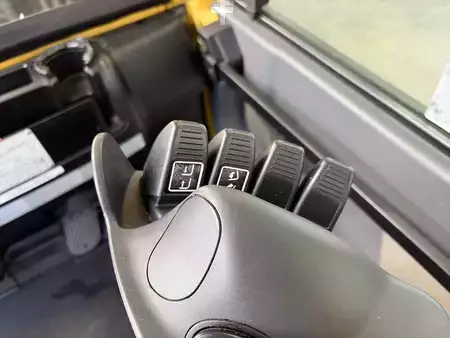 Empilhador diesel 2013  Hyster H8.0FT9 (7)