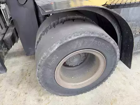 Dieseltrukki 2014  Hyster H8.0FT9 (11)