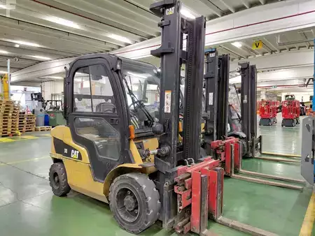 Dieselový VZV 2008  CAT Lift Trucks DP30N (1)
