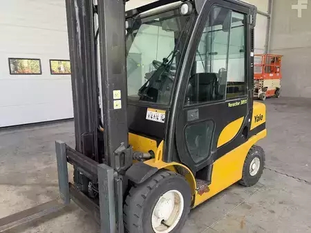 Dieselstapler 2008  Yale GDP30VX (2)