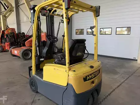 Eléctrica de 4 ruedas 2015  Hyster J1.5XNT (3)