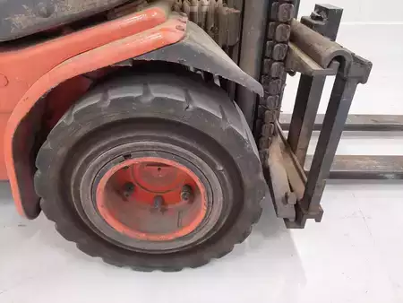 LPG heftrucks 1996  Linde H30T (9)