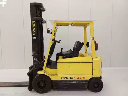 Elektryczne 4-kołowe 1998  Hyster J3.20XM (2)