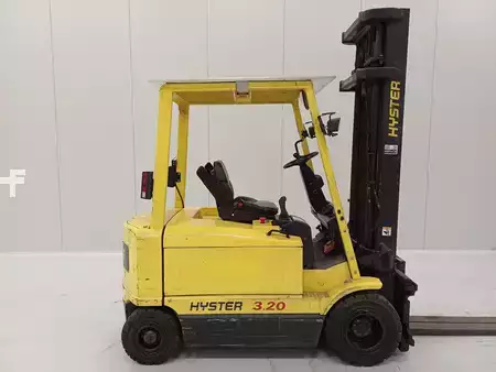 Elektryczne 4-kołowe 1998  Hyster J3.20XM (3)