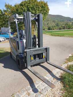 Elektro 4 Rad 2009 Still RX60-30 (3)