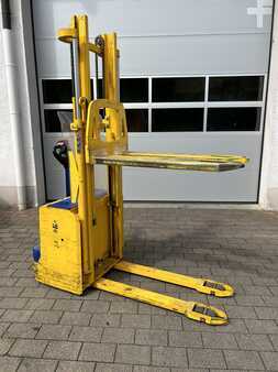 Hochhubwagen 2012 Stöcklin EDS16 (2)