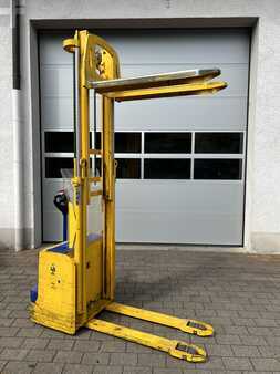 Hochhubwagen 2012 Stöcklin EDS16 (3)