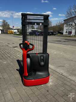 Hochhubwagen 2013  Linde L12 (5)