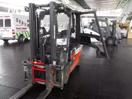 Elektro 4 Rad 2017  Linde E - 30 L - -387 -01 (1)