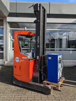 Reach Trucks 2010  BT RRE160E (1)