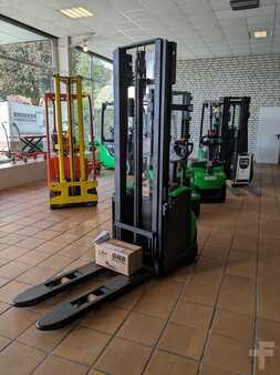 Pallestabler 2023  Cesab S212 (2)