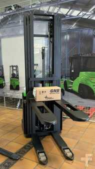 Wózek wysokiego podnoszenia 2024  Cesab S214 (2)