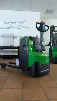 Niederhubwagen 2026  Cesab P218 (1)