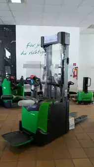 Stacker pedestre 2026  Cesab S316L (1)