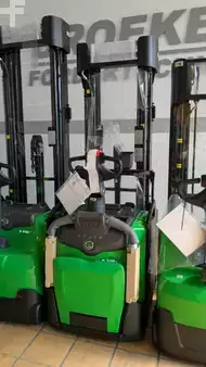 Stacker pedestre 2026  Cesab S316L (2)