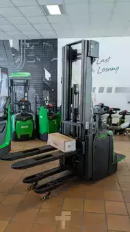 Stacker pedestre 2026  Cesab S316L (3)