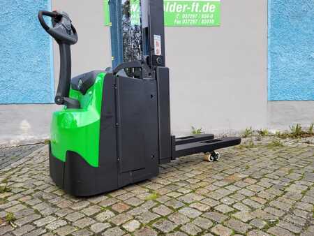 Pallet Stackers 2022  Cesab S216L Initialhub (3) 