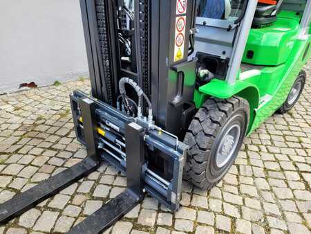 Treibgasstapler 2023 Cesab M325 Hydrostat (4)
