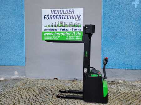 Hochhubwagen 2022 Cesab S215 Triplex 5400mm (1)