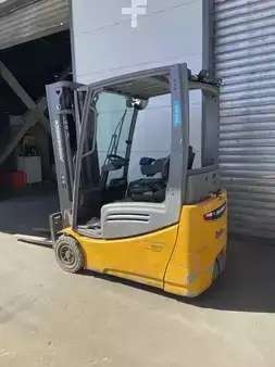 Elektro 3 Rad 2016  Jungheinrich EFG 216k (2)