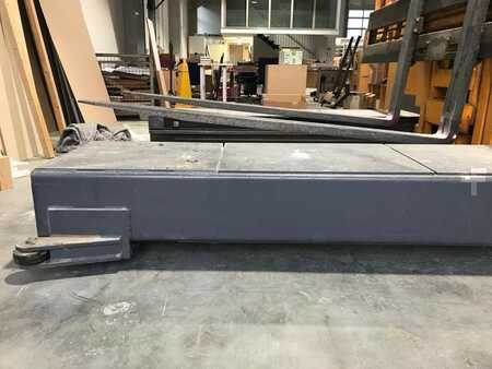 Carretilla de 4 vías 1993 HUBTEX VD 30 (4)