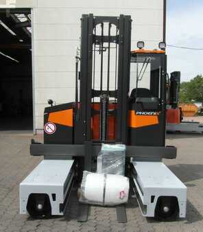 Carretilla de 4 vías 2022 HUBTEX PhoeniX MQ 30 (Serie 2820) (1)