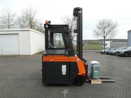 Vierwegestapler 2024 HUBTEX FluX 30 (Serie 2410) (3)