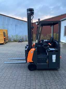 Vierwegestapler 2024 HUBTEX FluX 30 (Serie 2410) (2)