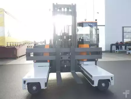 Chariots latéraux 2026  HUBTEX MaxX 50 (1)